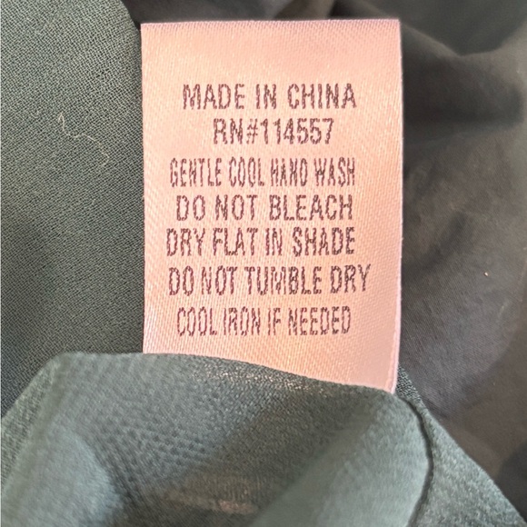 THML NWT Puff Sleeve Style Lightweight Blouse - Picture 12 of 12